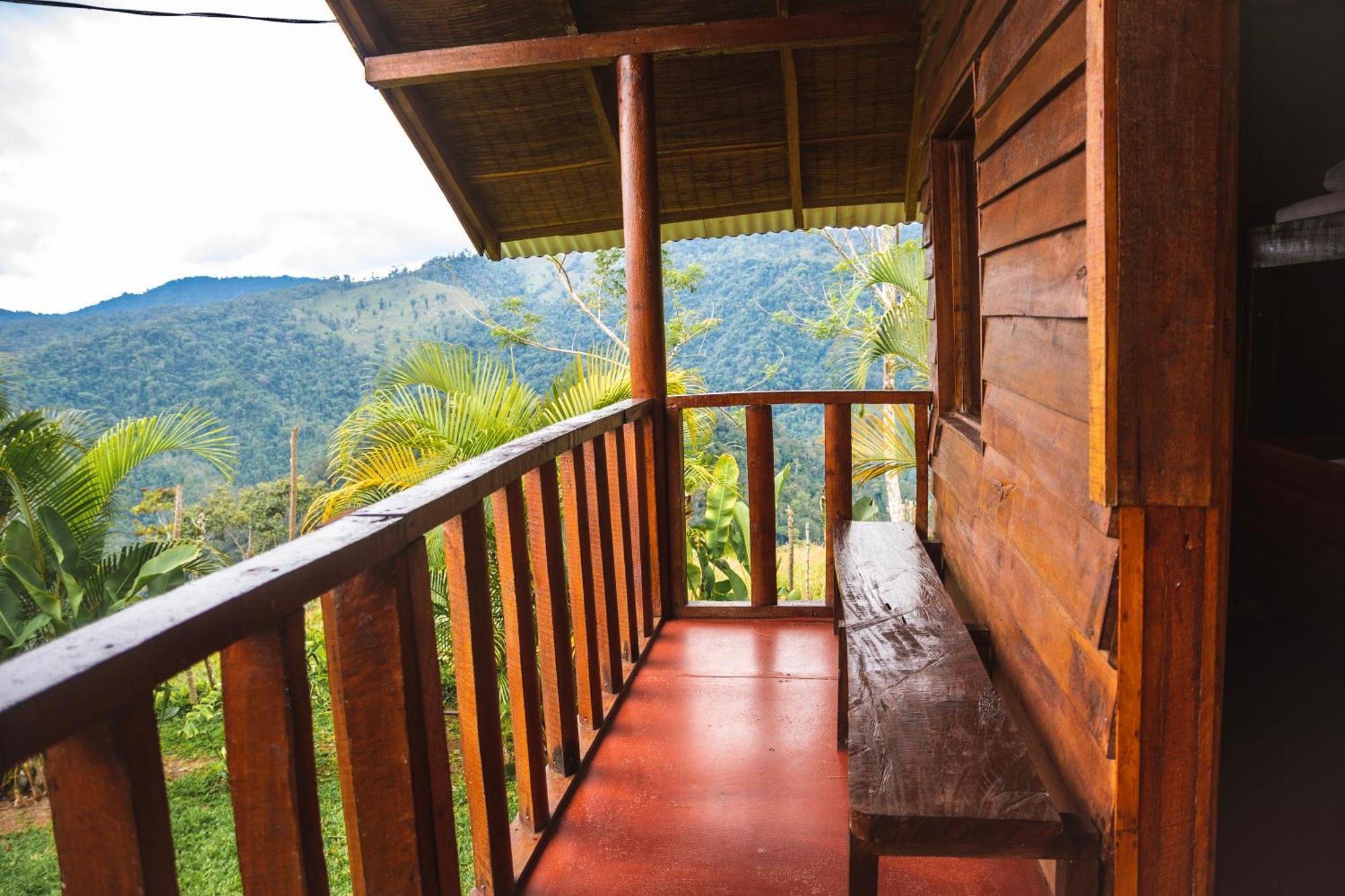 Pacuare Mountain * Tres Equis